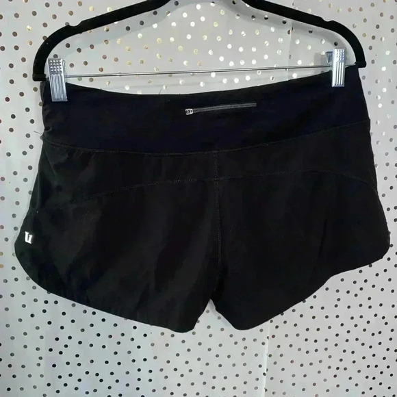 Vuori Black Shorts - Picture 8 of 8